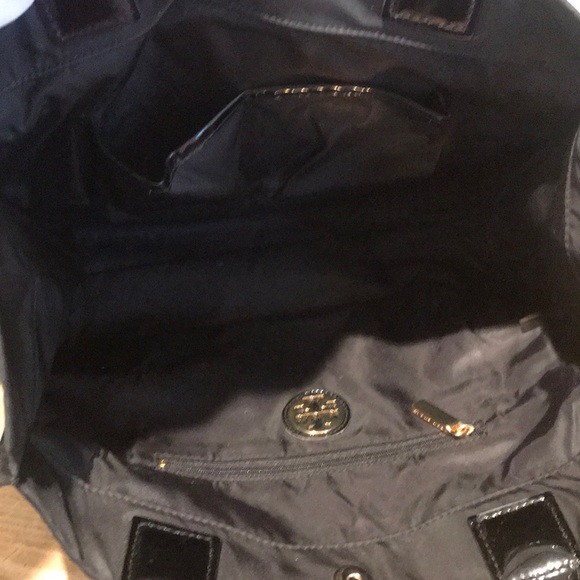 SOLD 🎉 Tory Burch Ella Mini Nylon Tote - Picture 6 of 8